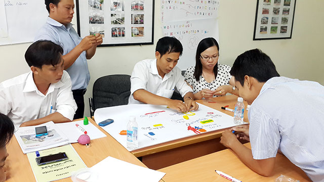 Kỹ năng bán hàng & chăm sóc Khách Hàng chuyên nghiệp - ISUZU (25 & 26.09.2014)